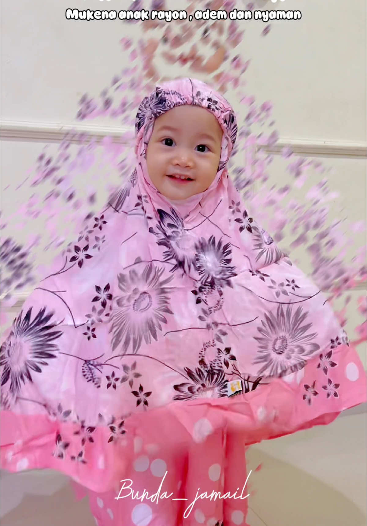 Mukena ternyaman, ademmm bahan rayonnya 🥰🥰 allahumma barik #mukenabayi #mukenaanak 