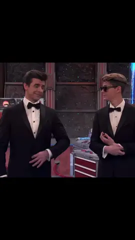 Name of love❤️❤️❤️#Love #ray #jacenorman #rayandhenry #ray #fyp #jacenorman #cooperbarnes #henryhart #raymanchester #kid #henrydanger #friends 