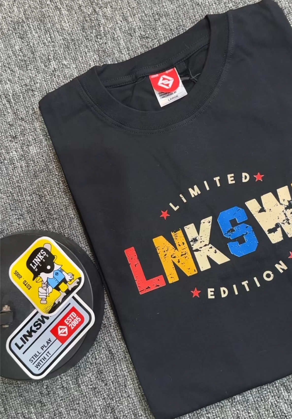 Linkswear Kaos Distro Bandung Pria Dewasa Hitam Ready Stok Regular Fit  #gilagilajualan2025 #ramadanekstraseru #kaosdistro #ngabuburitgaya 