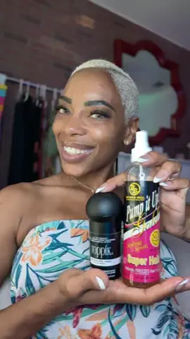 My secret weapon for thinning edges: First, a light layer of Pump It Up Spritz for a bit of grip. Then, Toppik Hair Fibers to fill in those sparse spots. Finally, another light spritz to lock it all in place! ✨ This layering technique gives me the perfect fullness and hold. #toppik #pumpitupspritz  #hairlayering #thinninghair #thinhair #hairhacks #bald #blonde  #thinninghairsolutions  #beautysecrets  #hairtips #alopecia  #volumeboost #hairgoals 