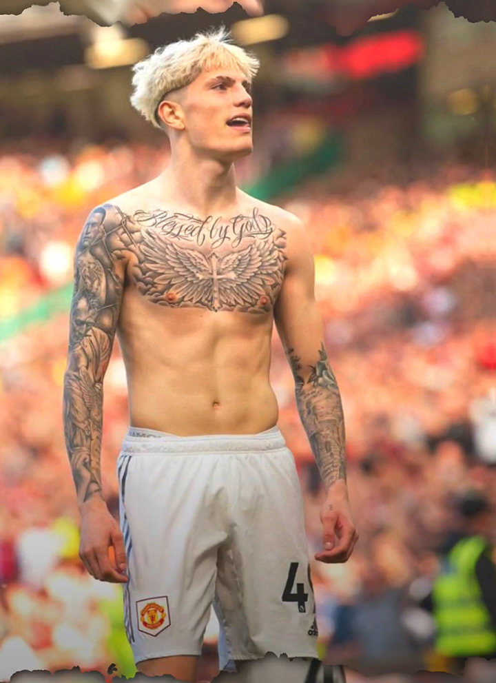 dicari orang yang bisa ngalahin kegantengan garnacho🤭😋 #garnacho #manchesterunited #jj #football #foryoupage 