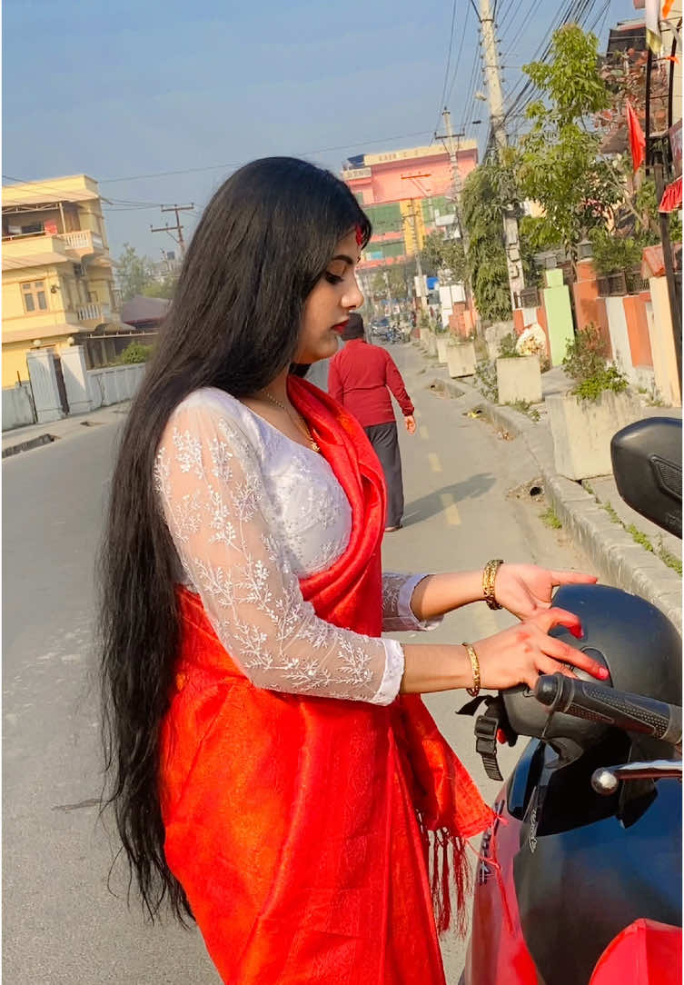 #रातले बात गर्न नसक्ने भएर मात्र हो नभए को निदायो को रोयो बस् रातले देख्यो सिरानिले महसुस गर्यो 🥺❣️#foryou #viral #tranding #nepalisong #foryoupageofficiall #keepsupporting #🇳🇵 