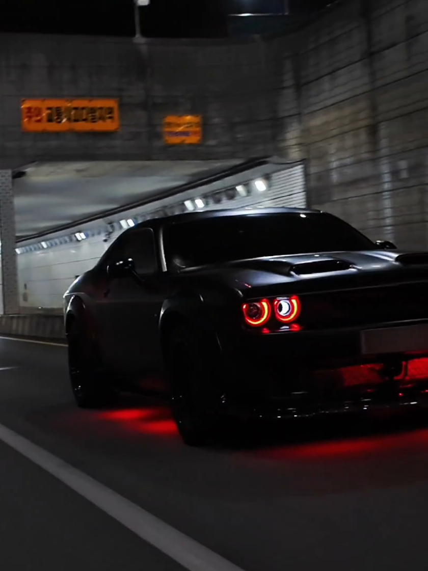 Dodge Supercharger Sound 닷지 슈퍼차저 사운드 #cars #차쟁이 #carlifestyle #dodge #dodgechallenger #닷지챌린저 #차좋아하는남자 #korean #srt #hellcat #america #dodgehellcat #korean 
