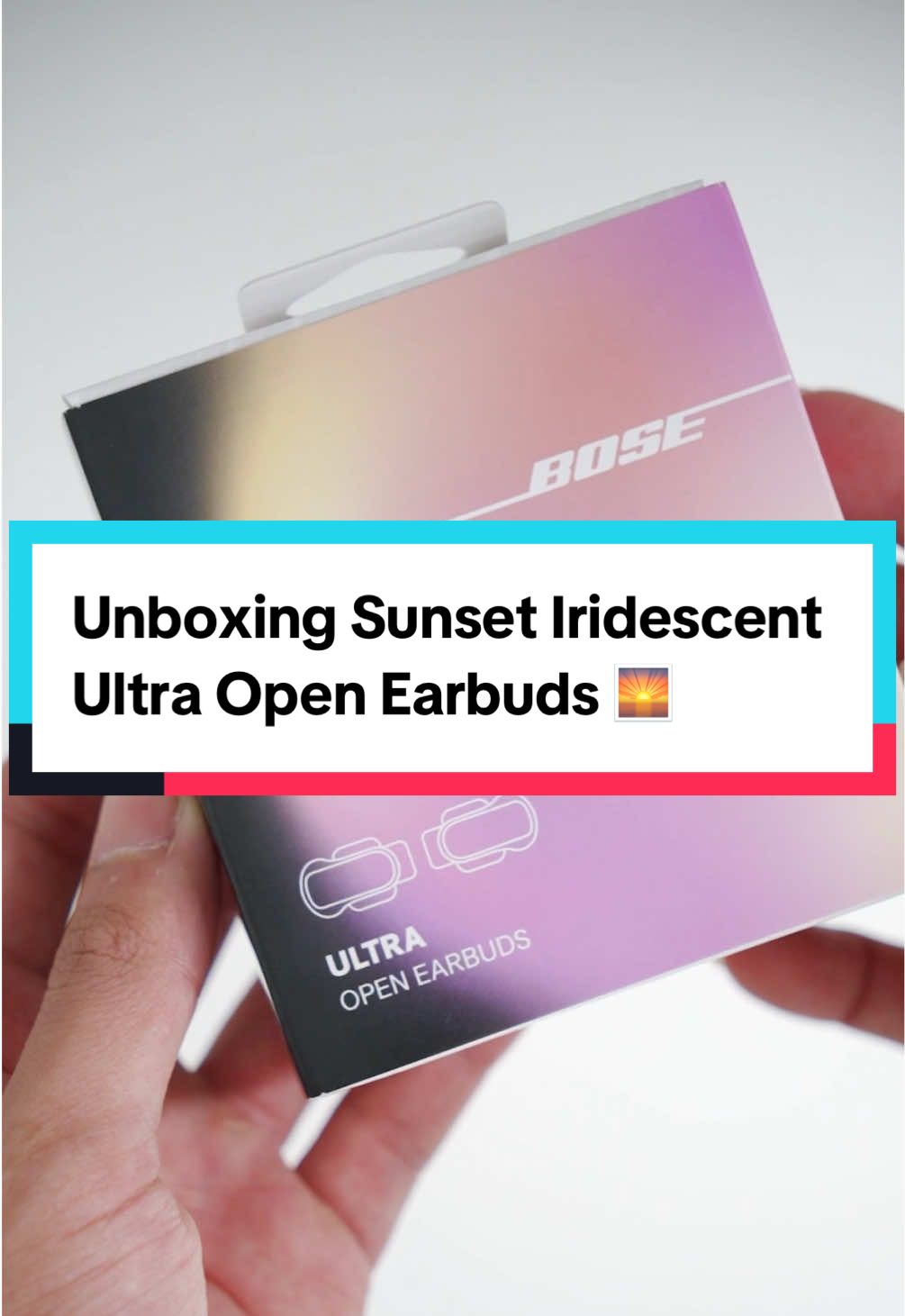 Warna Sunset Iridescent dari Ultra Open Earbuds bikin kamu gak bisa berpaling lagi deh!😍 #SoundIsPower #BoseIndonesia #JelajahRamadan #PauseforNothingHearEverything 