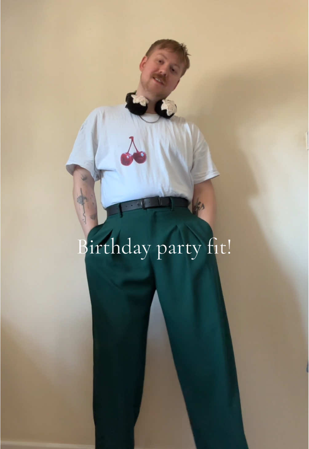 Love these trousers SO MUCH #birthday #oufit #OOTD #fashion #thrifted #thrifting #thriftshop #charityshop #womensfashion #mensfashion #style #headphones #accessories 