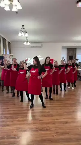 @Radio ZET @Bilguun Ariunbaatar @Dominik Dudek #Hubert#Oliwia#Ewa#Mateusz#wspaniali#ludzie#zRadiaZet#kgw#dziarske#babki#podkrajewo #muzyka #numer1 #tylko #one #mazowsze #dance #zabawa #podkrajewo 