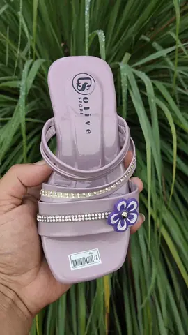 SANDAL HEELS ANAK HAK TAHU COCOK UNTUK PERSIAPAN LEBARAN #sandal #sandalanak #sandalheels #sandalheelsanak#sandalcewek #sandalmurah #sandallebaran #sandalwisuda #sandalkondangan #lebaran #belilokal #wibgajian 