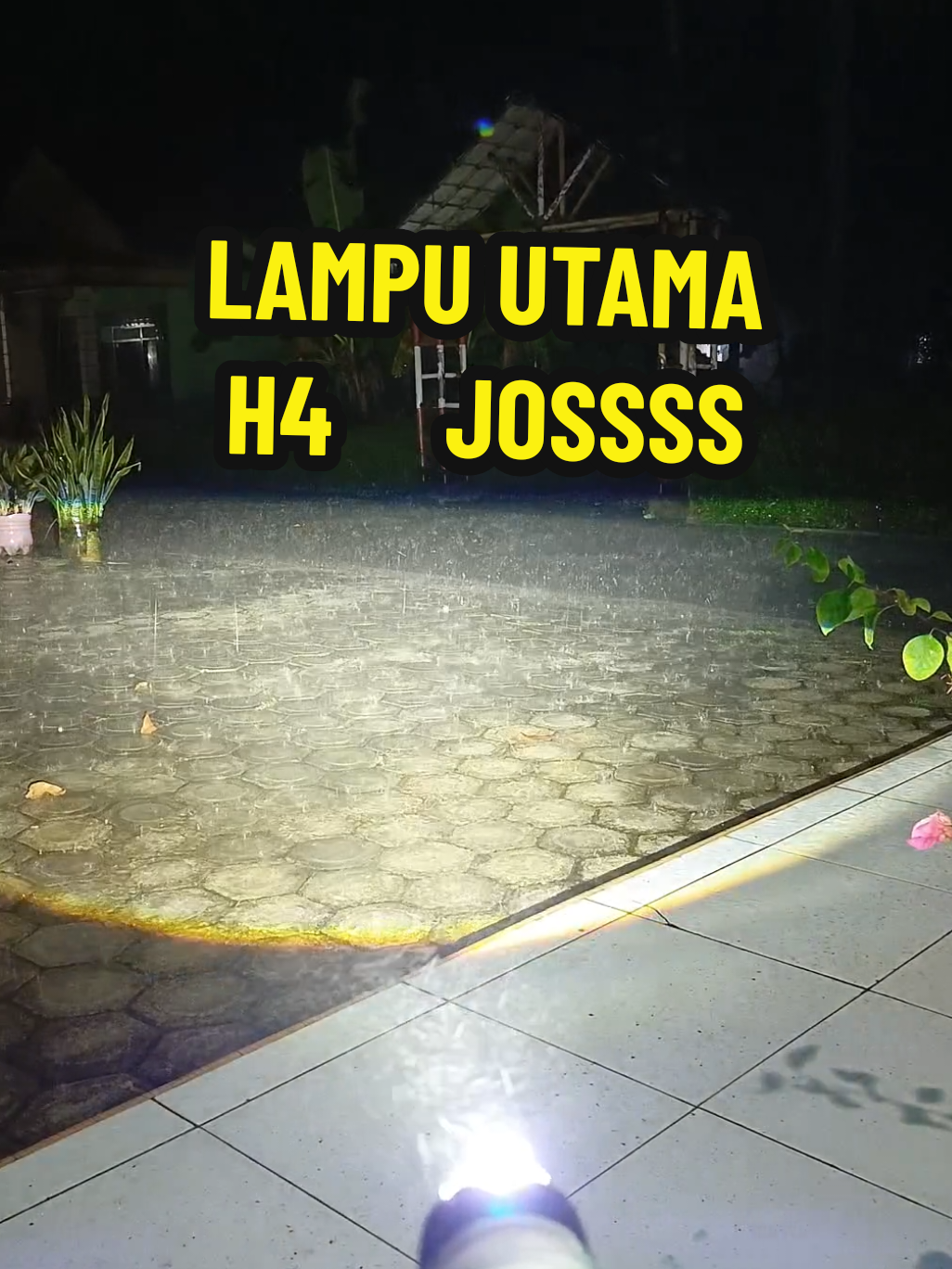 cocok buat mobil,motor,bus truk tipe soket H4 3kaki#FYP #VIRAL #luminosled #ramadanextraseru #lampuutama #minibiledH4 #led 