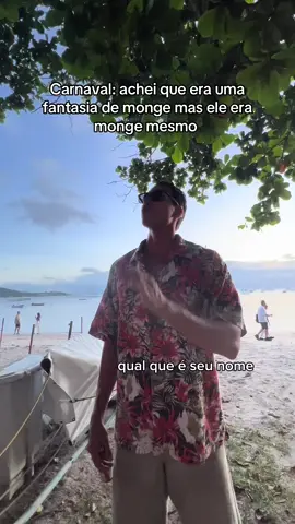 Encontrei um monge zen budista em meio a uma festa pagã #fyp #carnaval 