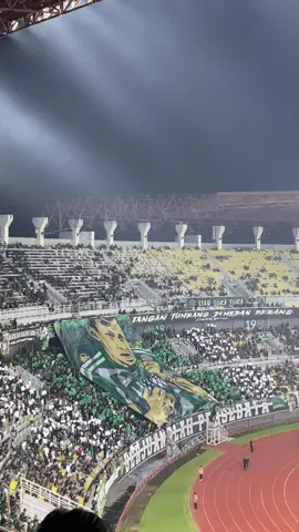Forever legend🥀💚#persebayafans #persebayasurabaya #bonekmania #tribunkidul #coachbejosugiantoro #4u 