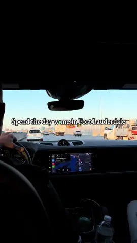 I LOVE FLORIDA - should I move?? 🏝️ #fyp #foryou #springbreak2025 #senioryear #conrad #conradfortlauderdale #florida #nightlife #goingout #fun #girlsnight 