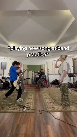 what songs does this remind you of? song Supermodels - South Arcade (unreleased) #newmusic #altmusic #2000srock