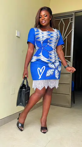 A Dzidzi angel in all her glory #kentegown #bride #weddingguestdress #kente #fashion #style #trendingreels #trendingwedding #instagram #brideoftheday #glamour #reels #ghwedding #weloveghanawedding #fashionblogger #growth  #gown #bridalinspiration #weddinggowninspiration #peace #happiness #viral #joy #mother 