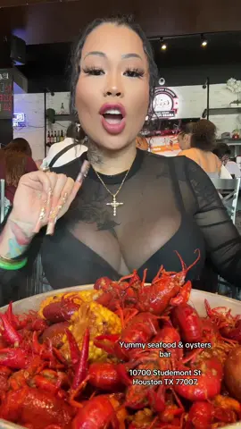 Yummy Seafood in Houston Texas #crawfish #seafood #houstontexas 