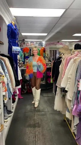 Kat I’d Back in. Fuzzy Sweater #me369#newarrivals #boutique #oohlala#boutique #fashiontiktok @Arleen_727 @user1447286077686 @Aileen @Edith Ogden @Keilane Alves🌺🙏 @carmenclose3 @Karen 