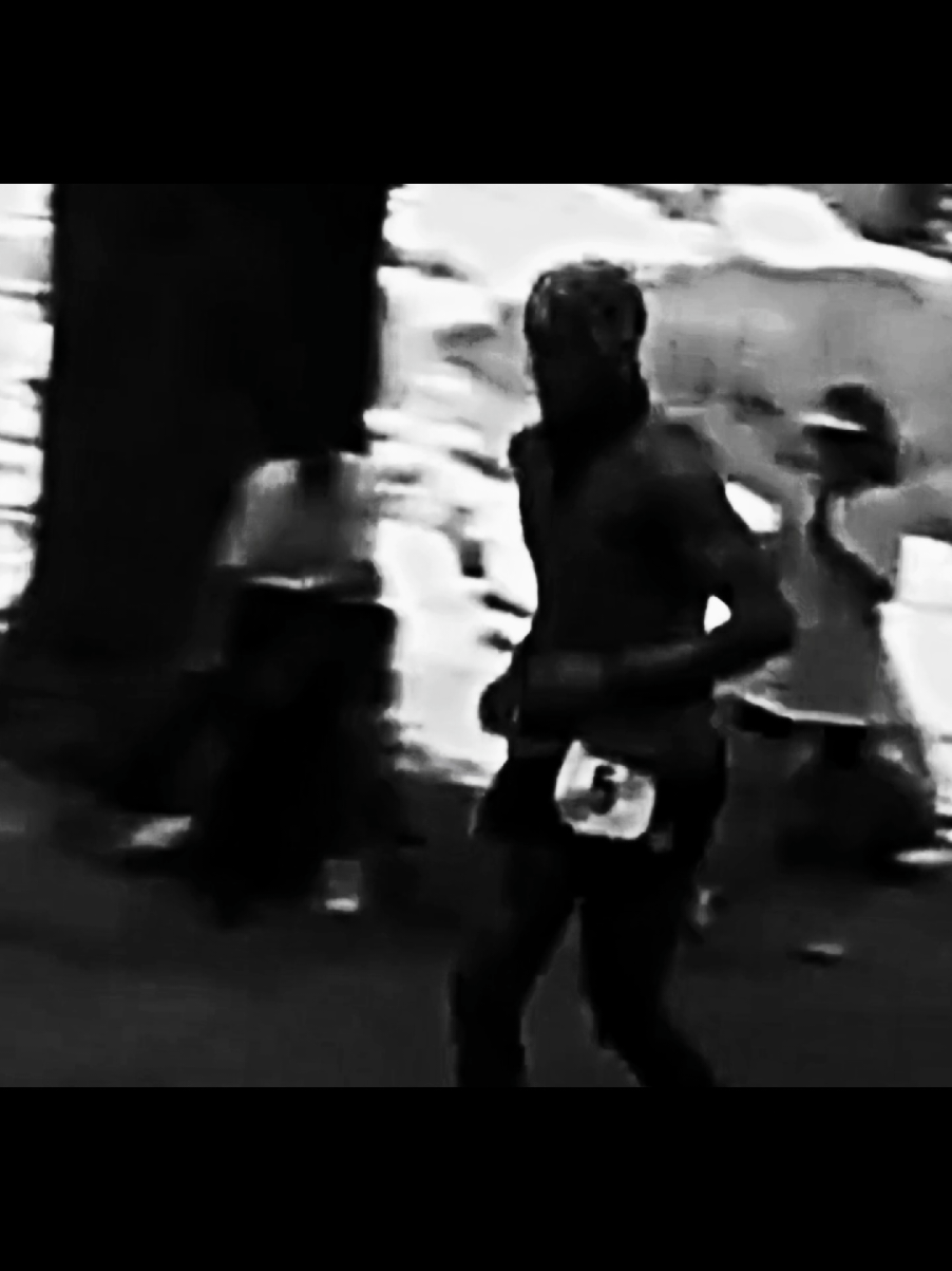 Whenever I get comfortable... I hear a voice saying: 'Who's gonna carry the boats and the logs?! 💀🔥 #Davidgoggins #Resilience #Gogginsmentality #motivation #ultramarathon #Navyseal 🎖🛶