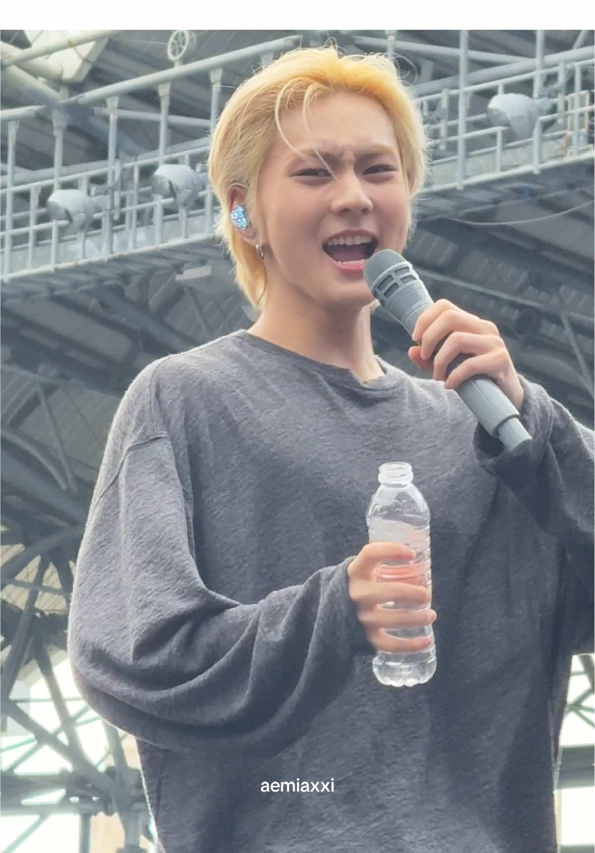 jungwon basbas  #ENHYPEN #walktheline_in_bulacan #yangjungwon #양정원 #JUNGWON #enhypeninbulacan 