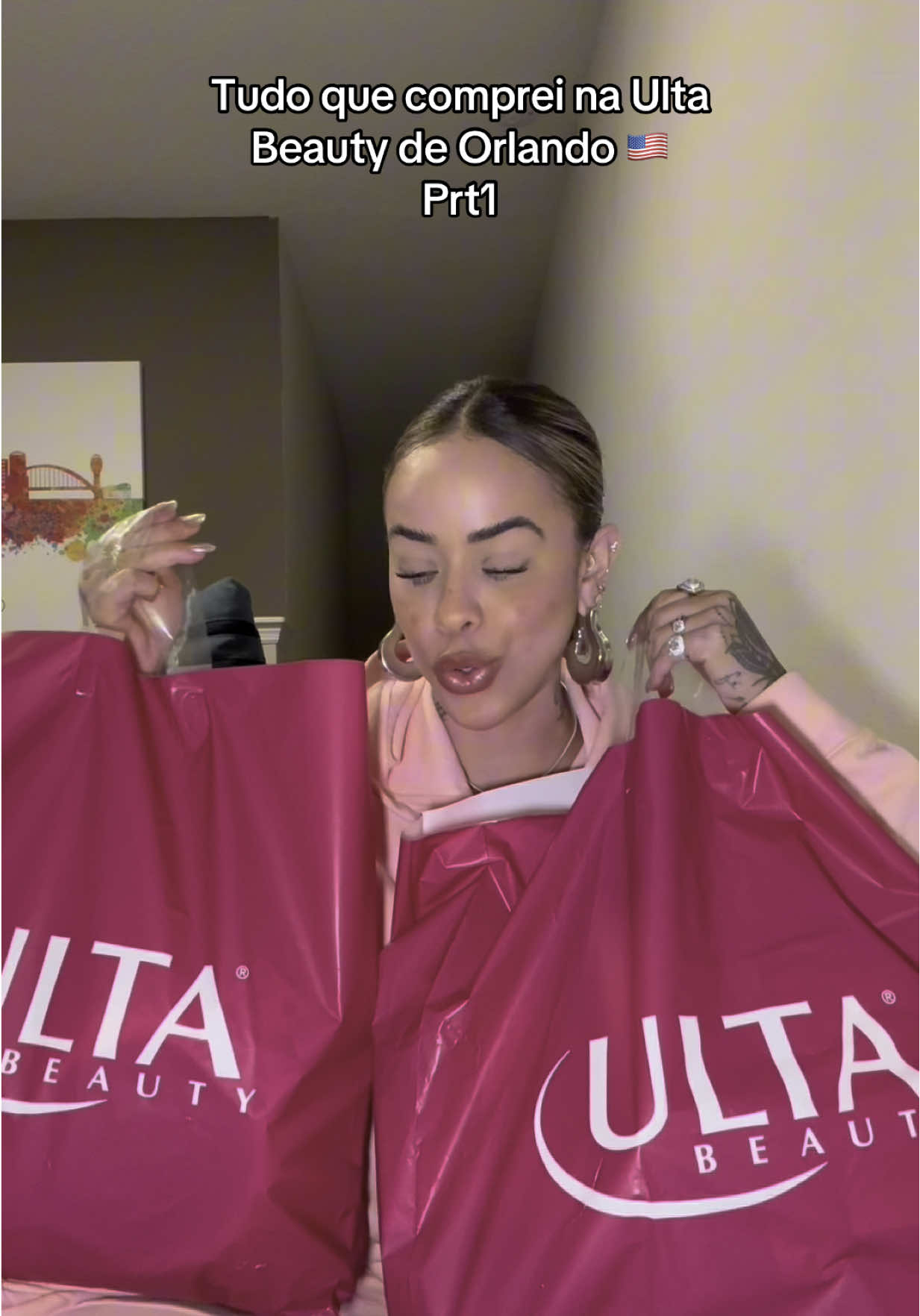 Tudo que comprei na @ultabeauty de Orlando 🇺🇸✨ Ansiosa pra testar tudo com vocês, se quiserem ver a prt . . . . #beauty #fy #ulta #ultabeauty