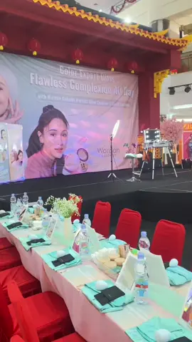 Beautyclass Wardah bertempat di Bintaro Plaza berkolaborasi dengan MUA Affifahnbmua #beautyclasswardah #bintaroplaza #beautyclasstangerang #eventtangerangbanten #beautyclasswardah