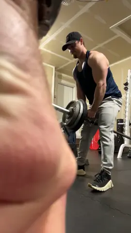 AMRAP!!! To drop set, or not to drop set?! @brinton taylor #shreddednutrition #truefitness #FitTok #fitnessmotivation #fitcheck #mensphysique #win #bodybuilding #menshealth 