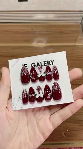 #nailsdesign #fakenails #JelajahRamadan #pressonnails #nails #kukupalsu #kukucantik #kukupalsumurah #kukupalsuwedding #fyp #kukupalsuwisuda 