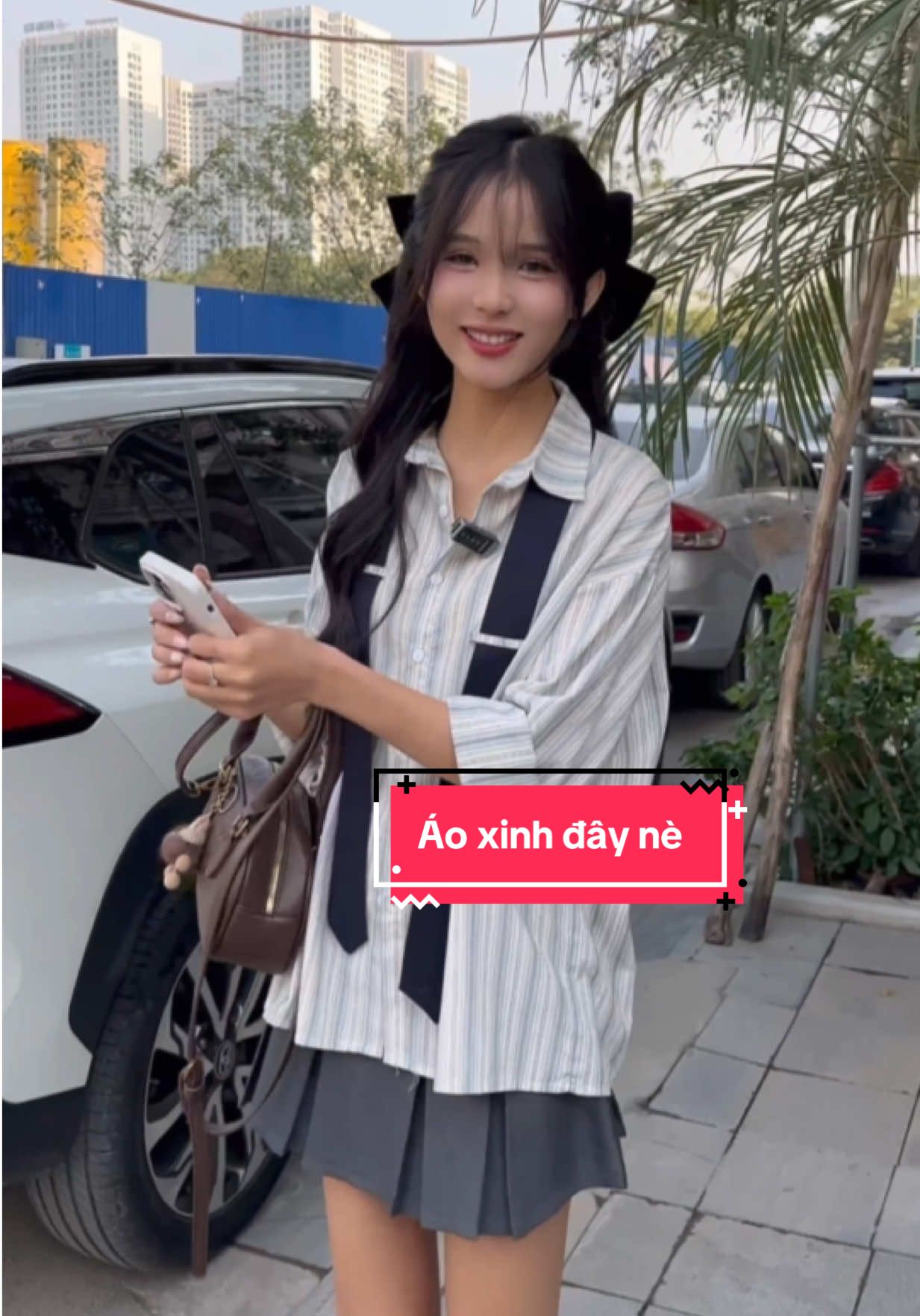 Áo xinh mà chỉ hơn trăm cành
