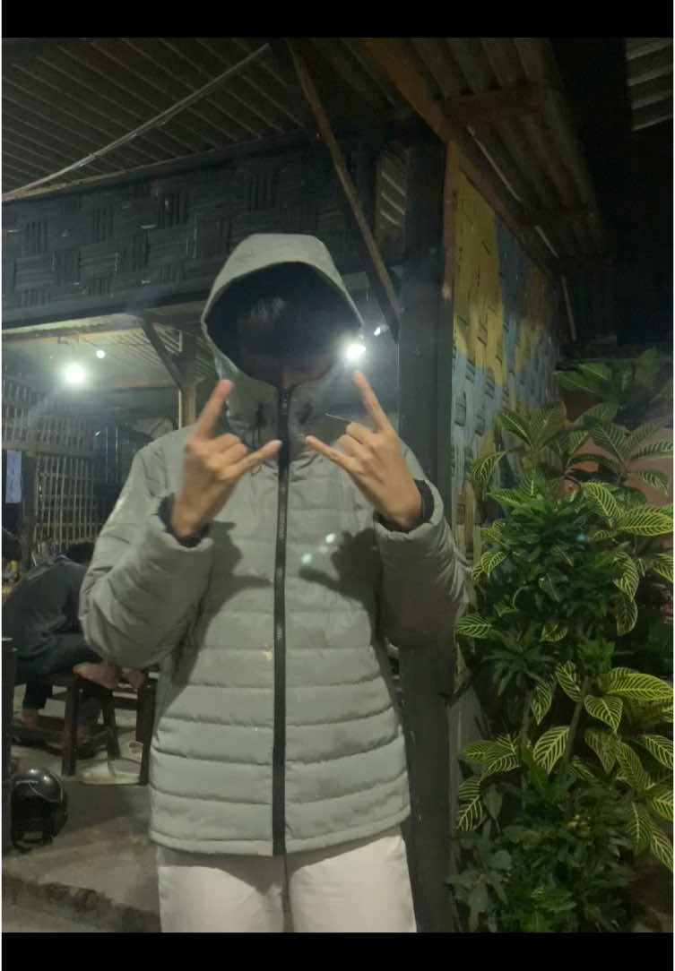 #outfit #jaket #terbaik #bdgboyz🏴‍☠️ #jaketparasut #kece #jaketreflective 