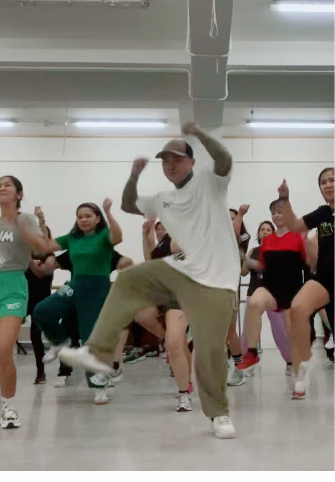 Something New! 🧠🙌🏼 #nathanhippopdancefitness #Fitness #nathanvibes #fyp #fypage #fypシ゚ #nei #neipertee #perte #milan #pinas #italy🇮🇹 #fy #viral_video #trendi #fyppp #lucena #batangas #ofwlife #nathanhippopdancefitness💃 #workout 