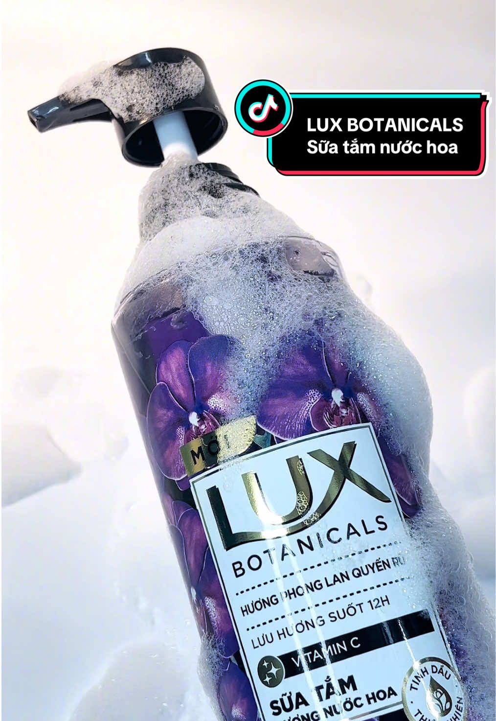 Sữa tắm hương nước hoa nhà LUX quá ư là mê 🤩 #unileverchamsoccanhan #hoptaccungunilever #3BrothersMedia #Lux #unilever #suatam #suatamnuochoa #chamda #goclamdep #review #viral #fyp 