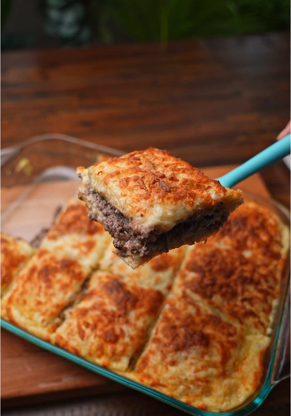 آسرار الجلاش  المصري باللحمه المفرومه اللي هاتطلعه مورق والطعم رهيييييب بخبره سنين#ناديه_السيد #nadiaelsayed #tikyokcookbook #tiktokviral #ramadan2025 #جلاش_باللحمه_المفرومه #جلاش_مصري #الجلاش_الحادق #البوريك_التركي 