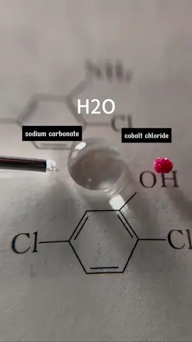 The chemistry in my eyes is beautiful #experiment #chemistry 