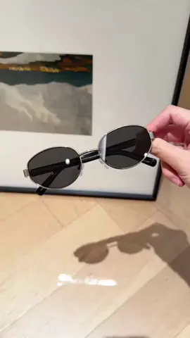 #matkinh #kinhmat #uv400 #kínhmắt #glasses #2025 #trendingtiktok #sunglasses 