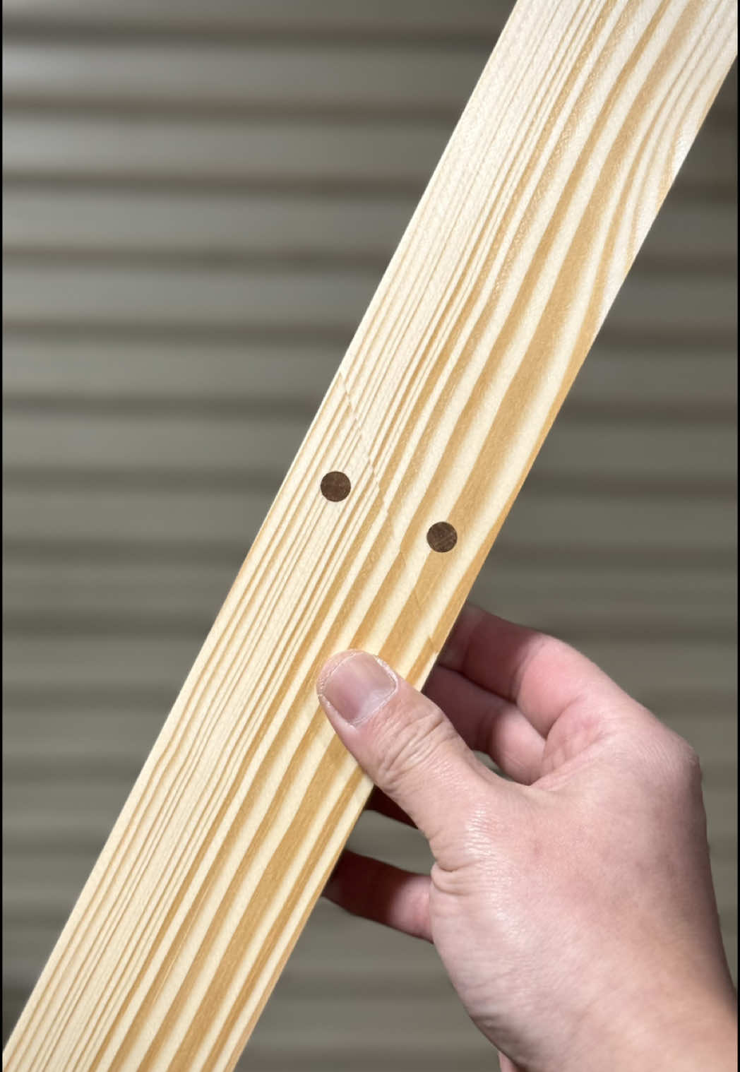 A joint used when a longer piece of wood is required. #woodworking #DIY #joint #japanesejoinery #asmr 
