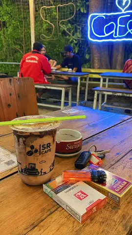 Mari Trawih Jadwale Panggah Ngopi ☕️🍃 #storywa #ngopi #vibes #foryou #mentahanvideo 