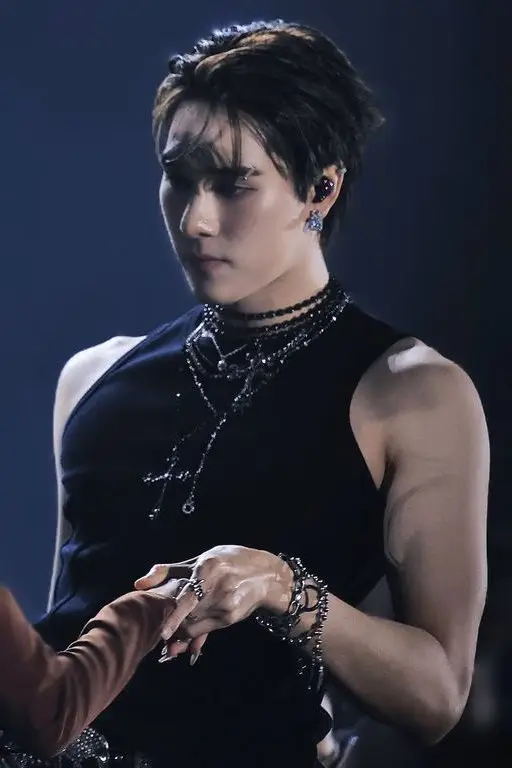 please nani seksi banget 😭🤏 #nanihirunkit #skynani #highschoolfrenemy #highschoolfrenemyมิตรภาพคราบศัตรู #wutheseries #gmmtv #gmmtvboys 