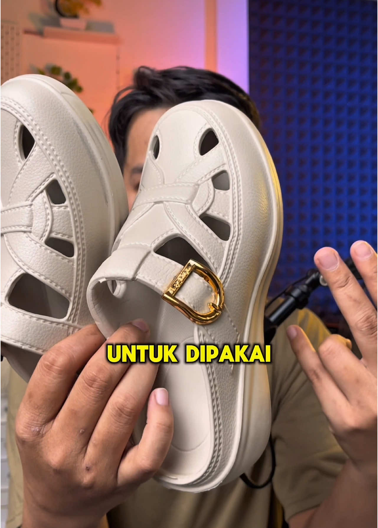 Sandal slop wanita, sepatu slop wanita bahan karet eva lntur dan empuk#sandalwanita#sandalslopwanita #sandalslopcewek #sandalwanitamurah #shopmaster#wibgajian #gilagilajualan #cuantanpabatas #paydaysale #ramadhanextraseru 