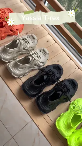 Đôi dép chất chưa cả nhà #dep #depsucnu #crossfit #Yassia #style #ottd #fyp 