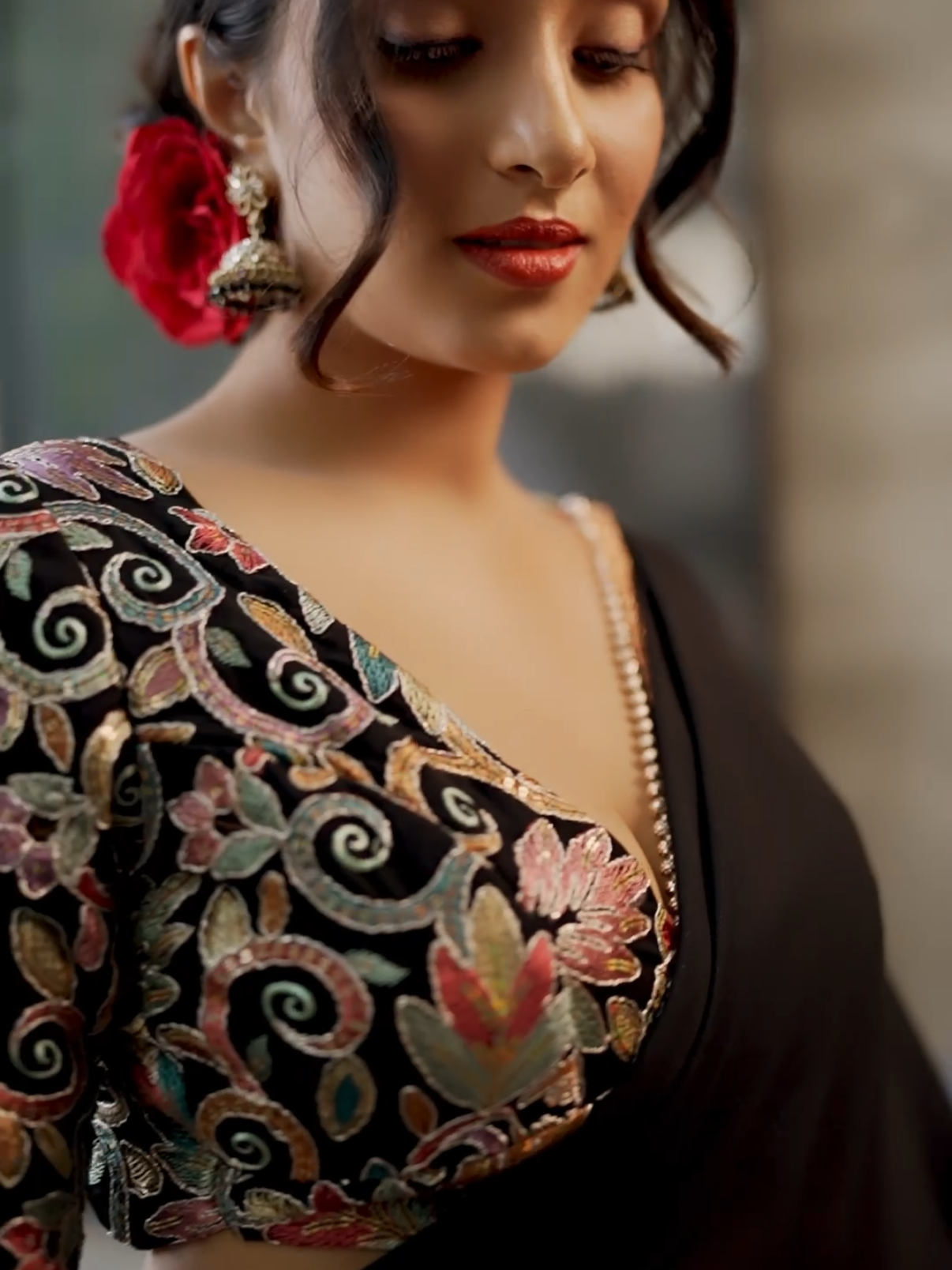 Unleash Your Inner Bollywood Diva! Get ready to dazzle in our stunning black silk saree, adorned with a multicolor embroidered chiffon jacket piece!  Visit us 📍:93B,S.D.S Jayasinghe Mawatha , kohuwala Contact: +94712409115 / 0112825558 Delivery: Islandwide  *International shipping available 🌏✈ https://goo.gl/maps/g3bcEwDfQR885o9y5  #madeinsrilanka#stayclassy #designercollection    #sareesincolombo #weddingseason #glimmer #latestsarees  #bollywood #bollywoodlover #weddings #clothing #luxury #fyp #onemillionaudition  #weddingoutfit #sareestyle *color may slightly vary due to photographic lighting sources or your monitor settings