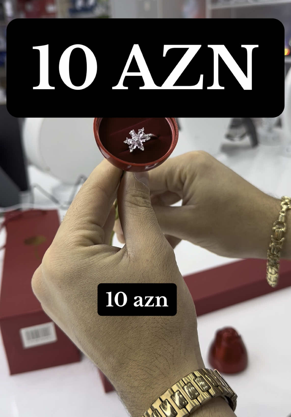 Var belə qiymətlər? YOXDU!!!  Salam,Səhifənin yuxarısında nömrə var zəng edin Mağaza 28 may metrosunun yuxarı çıxışı (Fikrət Əmirov 11 ),çatdırılma var(ÖDƏNİŞLİDİR)metrolara,ünvanlara,rayonlara(POÇTLA)✅ #hediyye #hediyyeler #hədiyyə #hədiyyələr #suvenir #suvenirlər #podarka #dekor #giftbox #bjuterya #14fevral #14fevralhediyyesi #8mart #8marthədiyyəsi #sevgililərgünü #sevgililər #qadınlargünü #8march #8marchsurprise #8marchgift #qramafon #boyunbağ #mirvari #projector #proyektor #robot #qumsaatı #nəfəsalanmişqa #nəfəsalan #güzgü #sehirligüzgü 