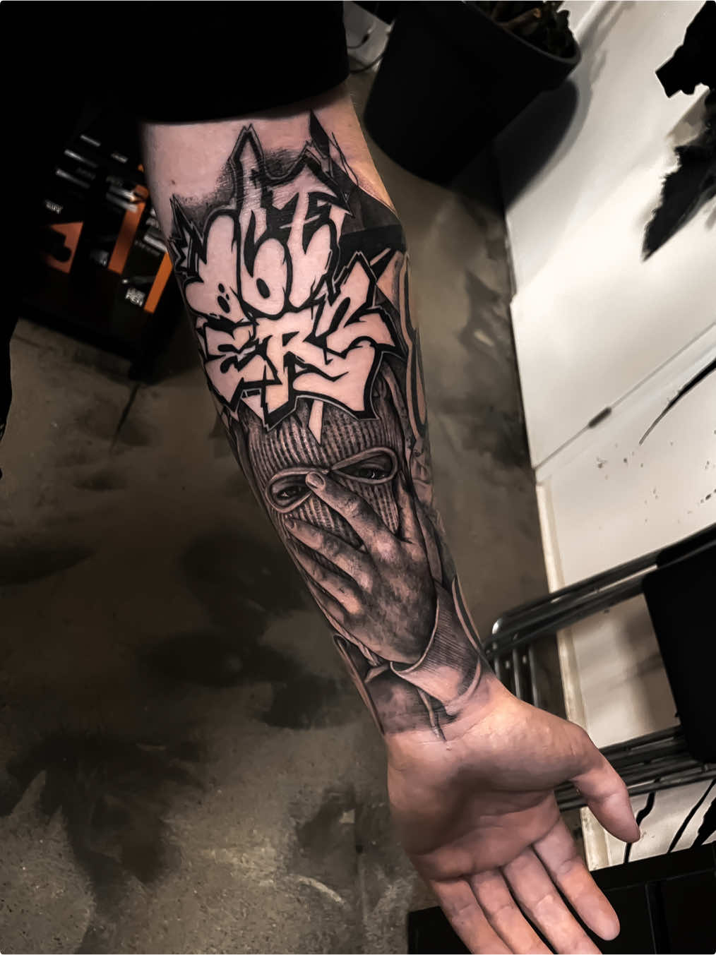 🧚🏼🥷🏼💭#chupz #foryou #tattoo #balaclava #facetattoo #tattooartist #berlinttattooartist 