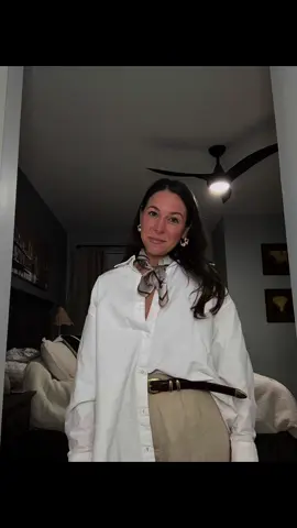 This outfit and a cocktail on the Nantucket coast 🍸  #neckscarf #springfashion #springoutfit #ootdfashion #ootdinspo #whatidwear #springstyle 