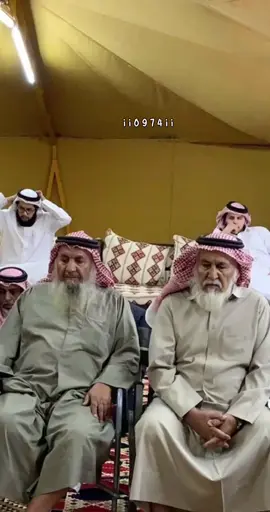 كريم يمنى انا (خاله) وهو ( خالي ) يعطي الرياجيل لا من جات واجبها ' رثاء الشاعر : سالم ال مشعاب  في خواله ال صبيح ال سنيد  #explore #fyp #ال_صبيح   #رثاء #سالم_بن_مشعاب