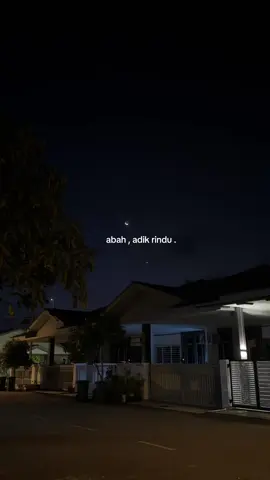 no more panggilan “ abah “ . harini jugak ulang tahun abah 03/03 . rindu ..