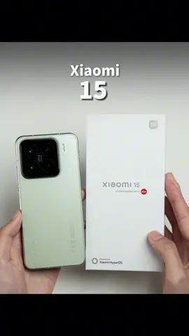 Xiaomi 15 清新绿沉浸式开箱! 📦 . 售价： 🔴12+256GB = RM3499（仅供线上） 🔴12+512GB = RM3699 . 详细规格： 🔥基于Android 15定制的HyperOS 2系统 🔥6.36K OLED屏、120Hz刷新率 🔥高通骁龙8 Elite 芯片 🔥50MP 主摄, f/1.62, Light Fusion 900 传感器 🔥50MP 浮动长焦, f/2.0 , 等效60mm 🔥50MP 超广角, f/2.2 , 等效14mm 🔥前置32MP镜头 🔥5240mAh电池 🔥90W快充、50W无线快充 🔥192g 🔥Liquid Silver/White/Black/Green . #xiaomi #phone #android #gadgets #unboxing #reels #zinggadget @XiaomiMalaysia @Xiaomi 