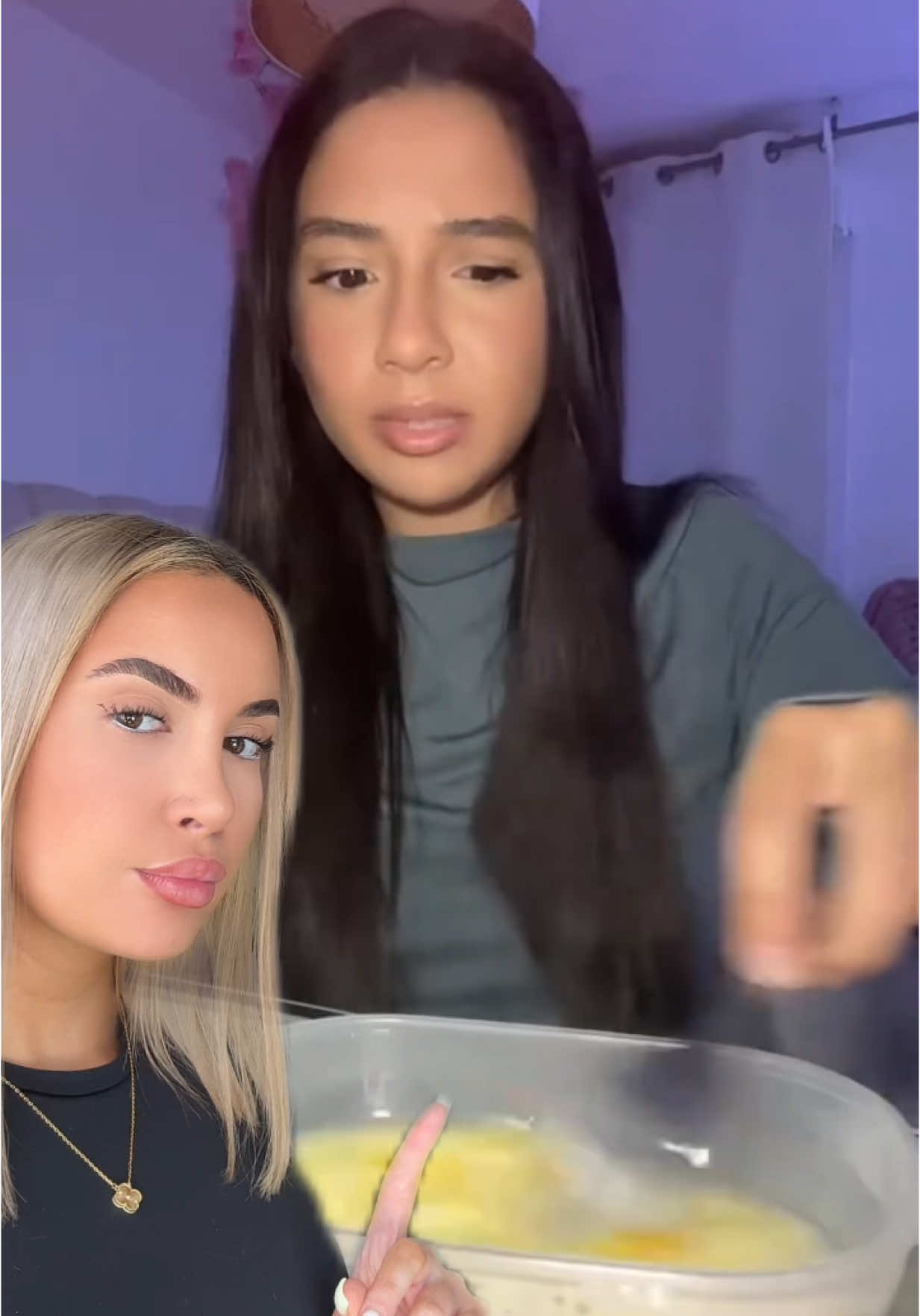 Un flan avec deux ingrédients ? 😱#devinelapersonne @salwa 