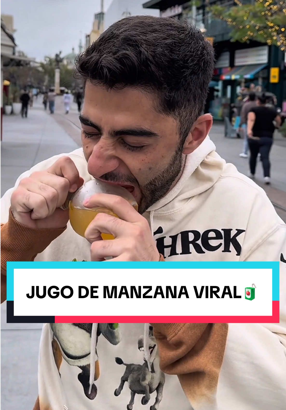 Jugo de Manzana Viral 🧃🍎#sisomosgemelos #jugodemanzana #martinellisapplejuice #manzana #jugo #viral #tendencia 