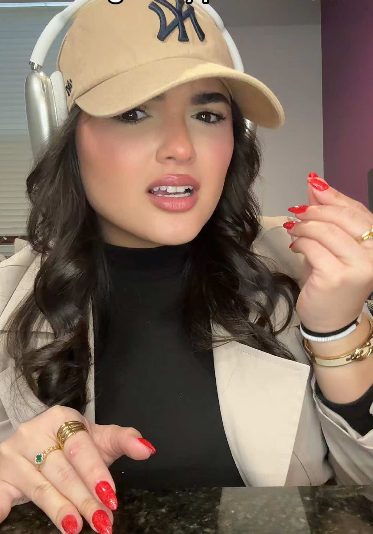 Not very demure of you Ismarie 🤣🤣🤣 pasan que cosas #fyp #parati #fyp #storytime #puertorico 