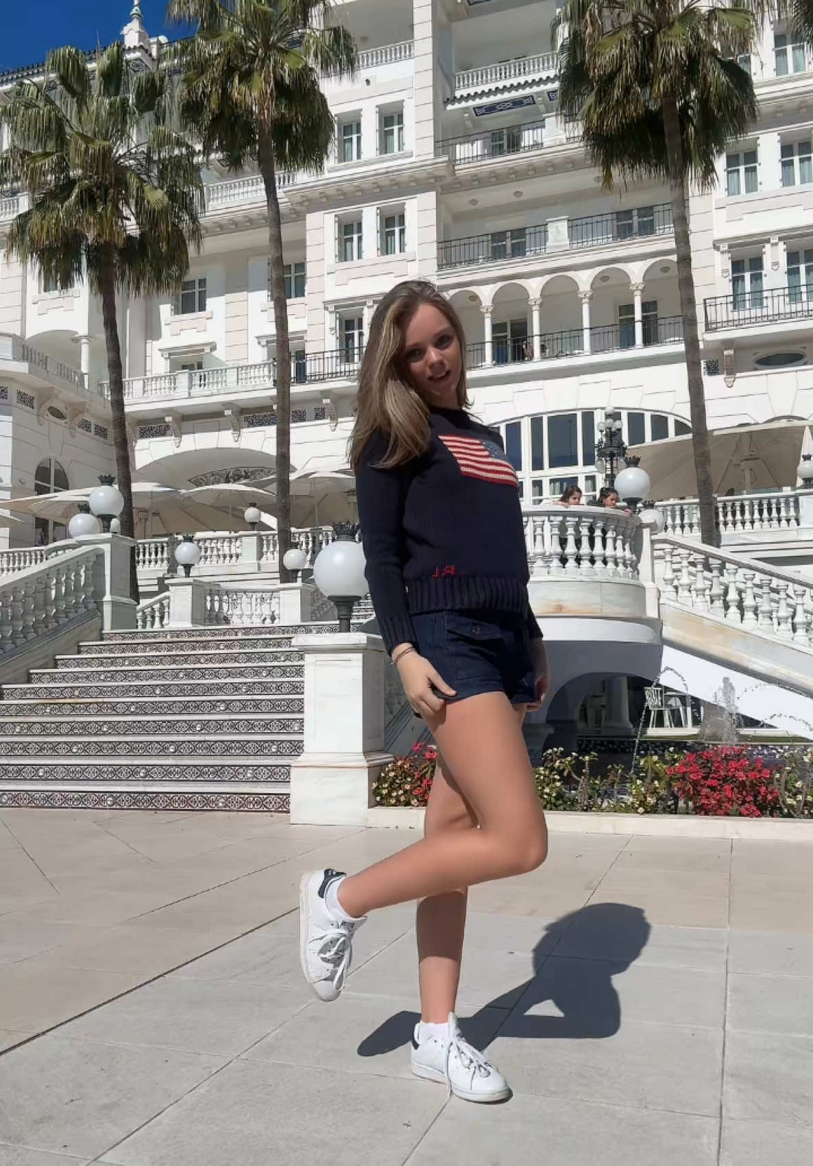 Retake😁⚜️ #foryoupage #foru #fyp #outfitinspo #poloralphlauren #retake #oldmoney #artdeco #navy #rlgirl #classy #chic #luxurylife #ralphlauren #polo #lanadelrey 