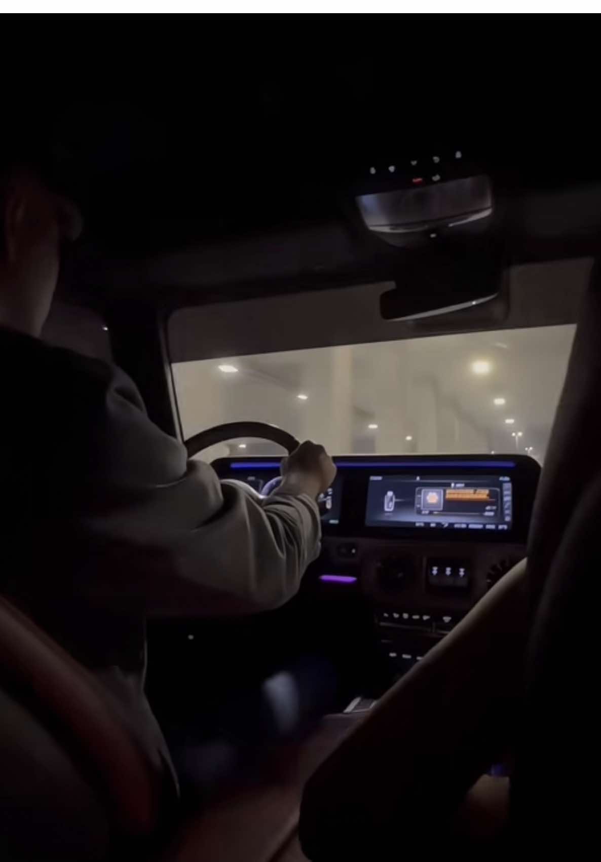 Có những lời chia ly không nhất thiết phải nói lời tạm biệt. Hẹn ngày gặp lại nhưng trong lòng đều đã biết sẽ không thể gặp lại nữa. Mãi mãi không tương phùng.