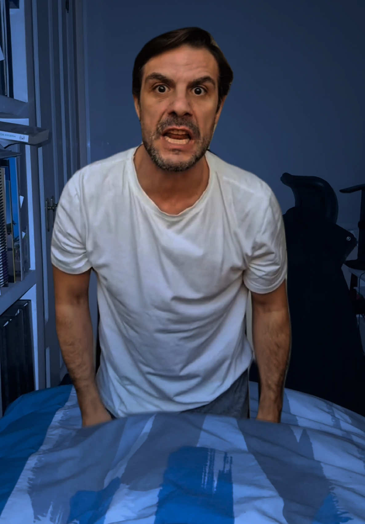 Creo que me pasa y no vuelvo a dormir tranquilo 🫠 @sergioadicto_vida  #sergioadicto_vida #portucarasequequieres 